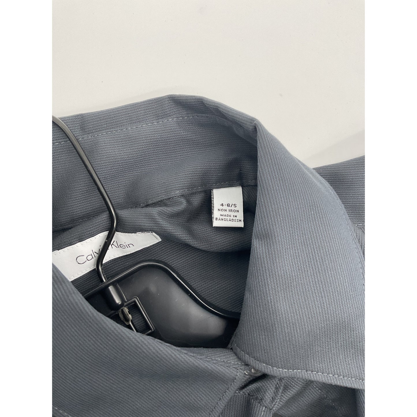 Calvin Klein Women’s Long-Sleeve Dress Shirt – S (4–6)