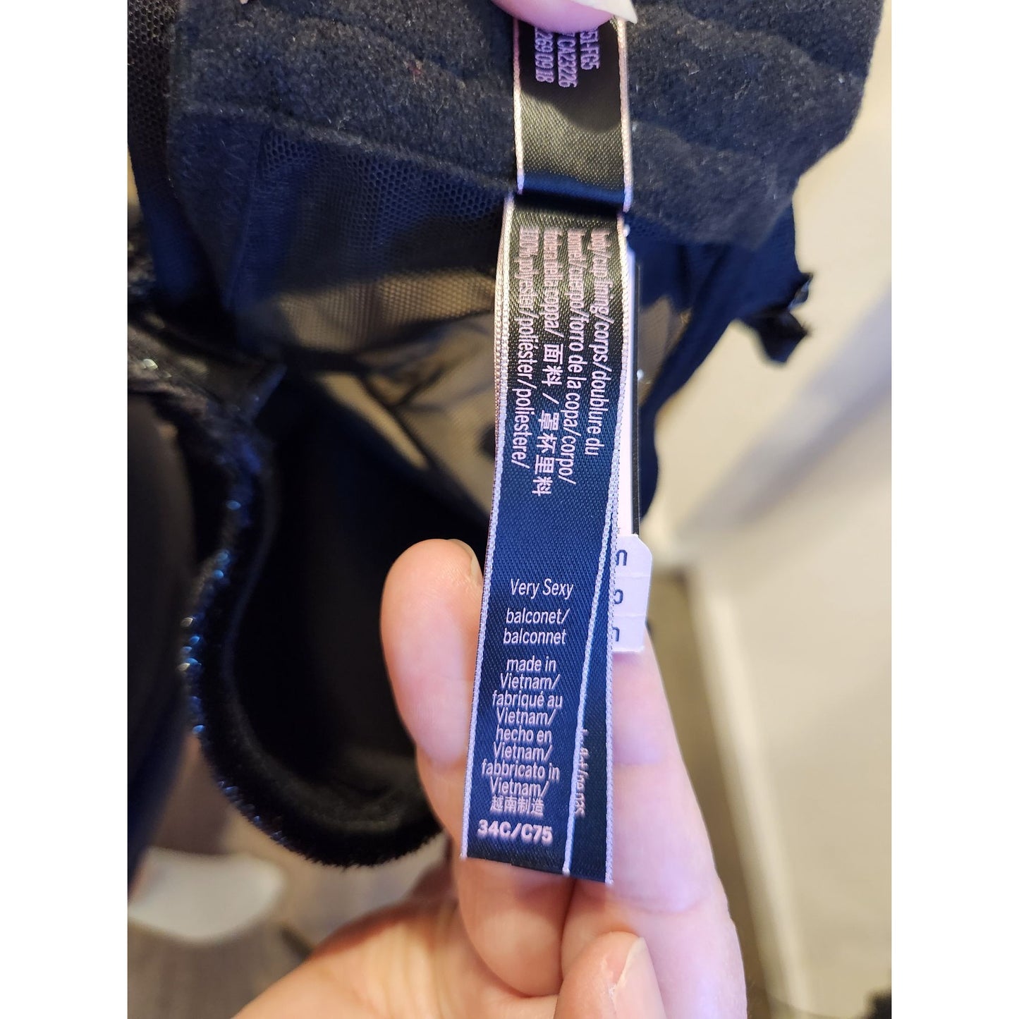 *NEW* Victoria Secret Very Sexy Balconnet Bra *32C*