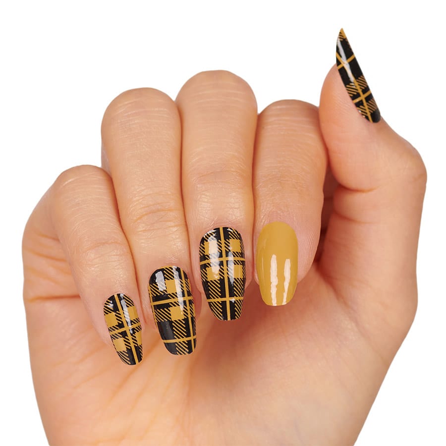 Color Street Nail Strips | Breaking Plaid | Real Polish | Easy Apply