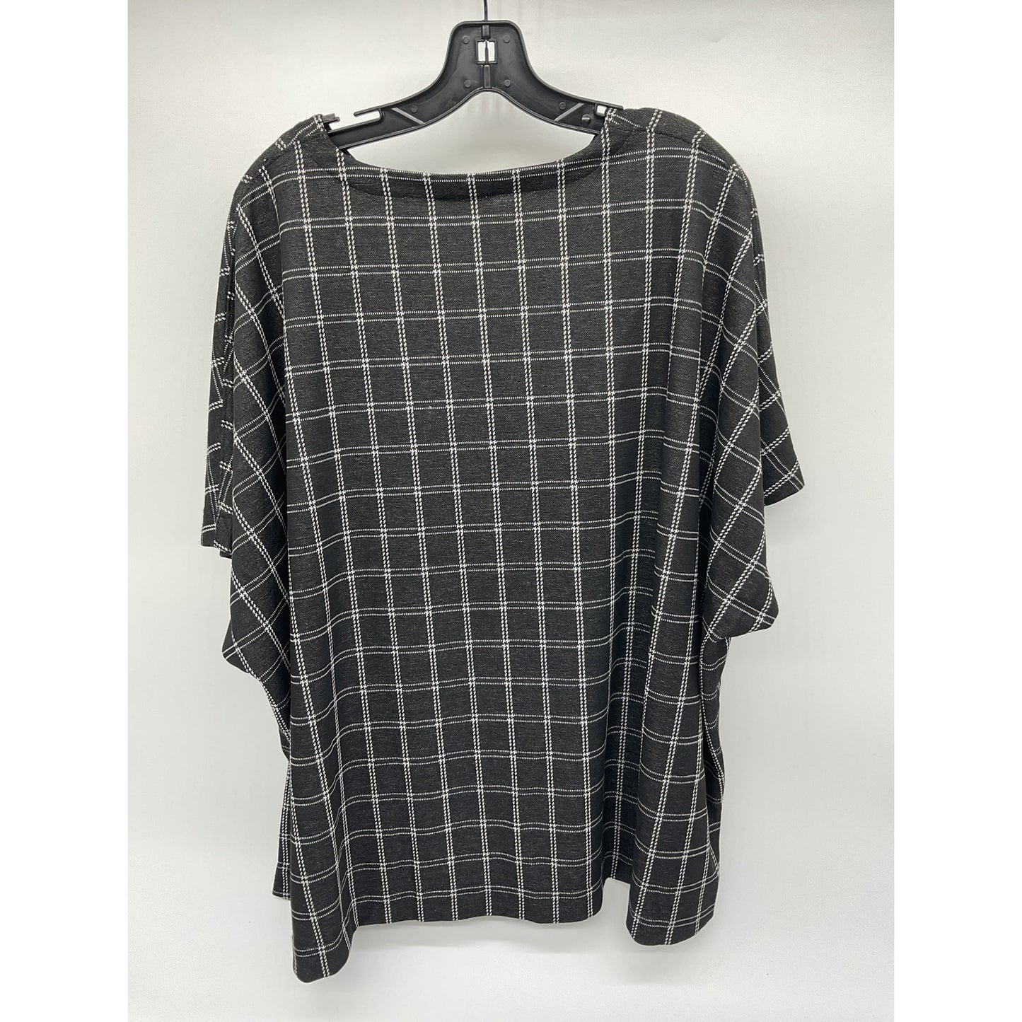 Van Heusen Women’s Plaid Stretch Top – L