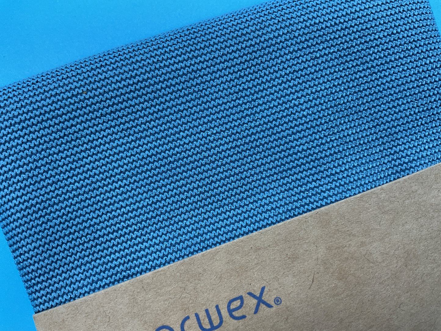 Norwex Stainless Steel Cloth – BacLock® Microfiber (15.7" x 15.7")