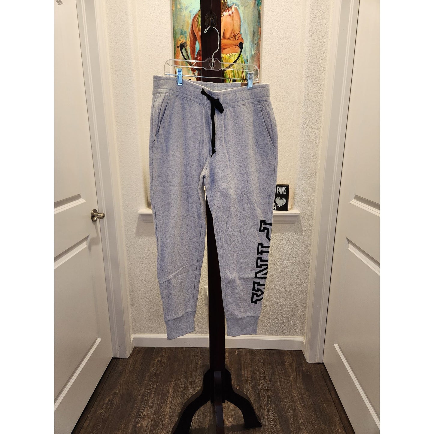 *NEW* Victoria Secret PINK Skinny Jogger *L*