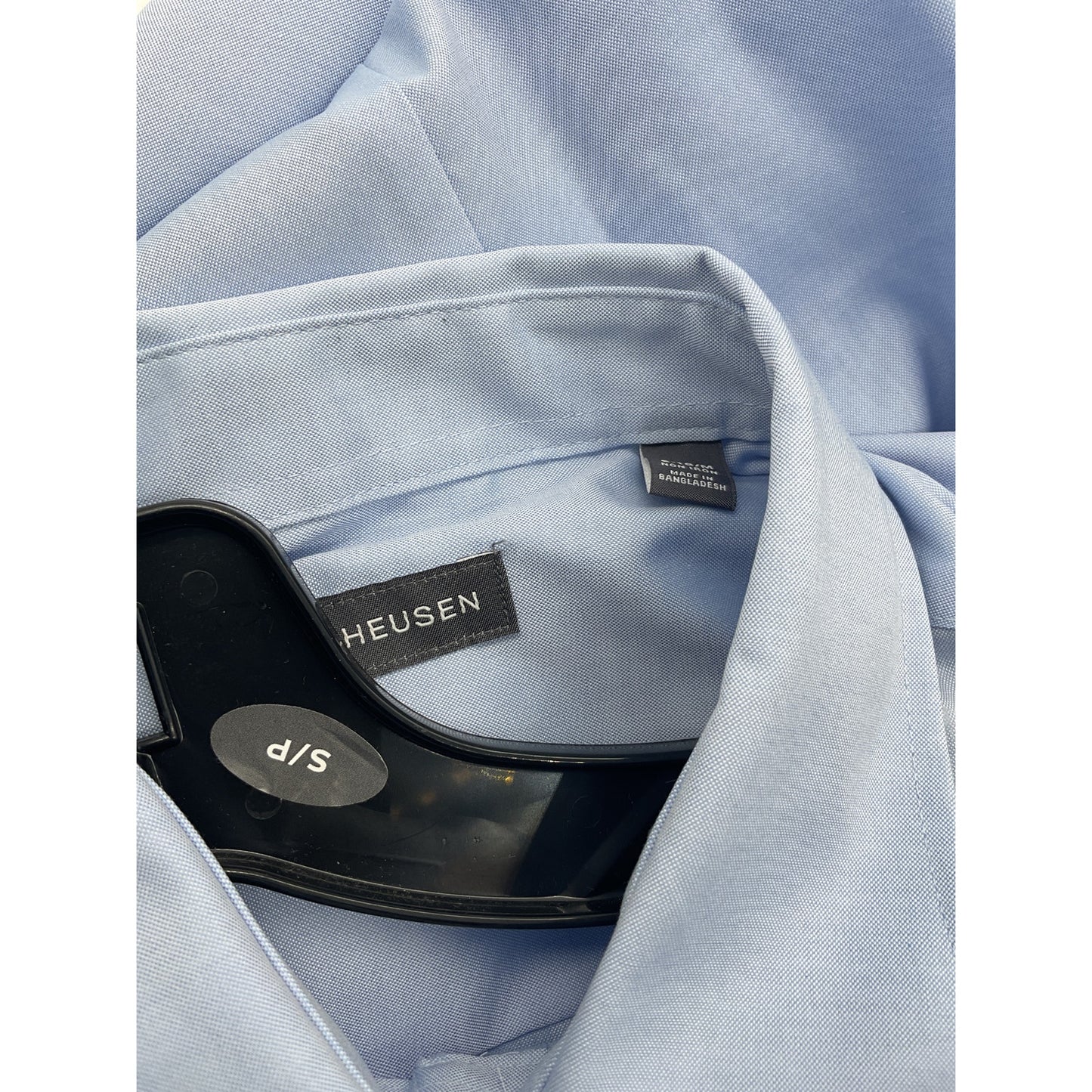 Van Heusen Women’s Long-Sleeve Dress Shirt – M (8–10)