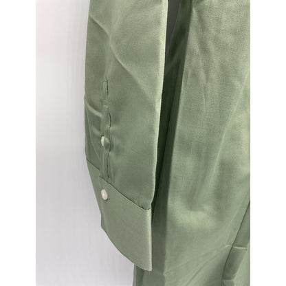 Van Heusen Women’s Long-Sleeve Dress Shirt XL (16–18)