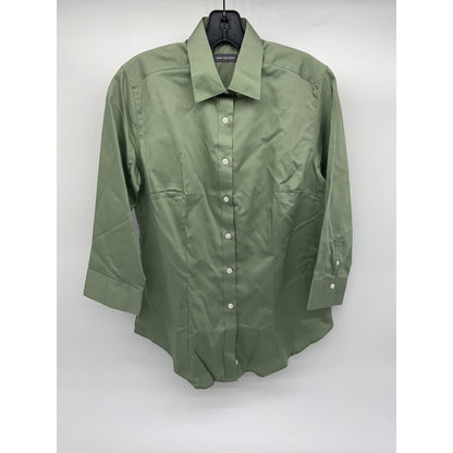 Van Heusen Women’s Button-Up Dress Shirt S (4–6)