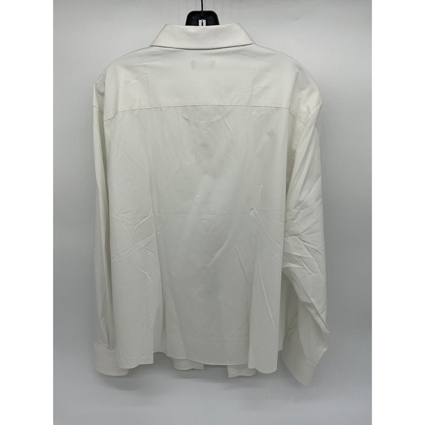 Van Heusen Women’s Button-Up Dress Shirt – 2XL (20–22)