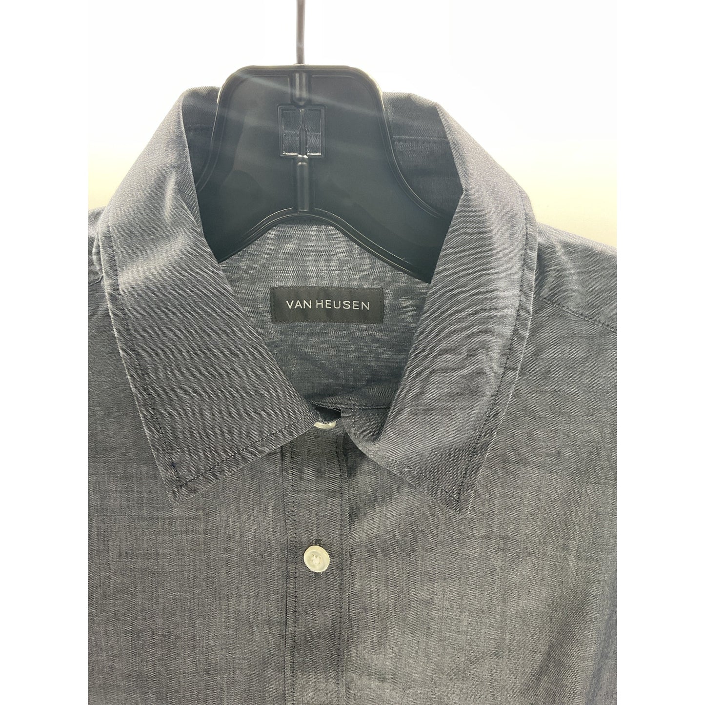Van Heusen Womens Gray Button Up Size 4-6 S