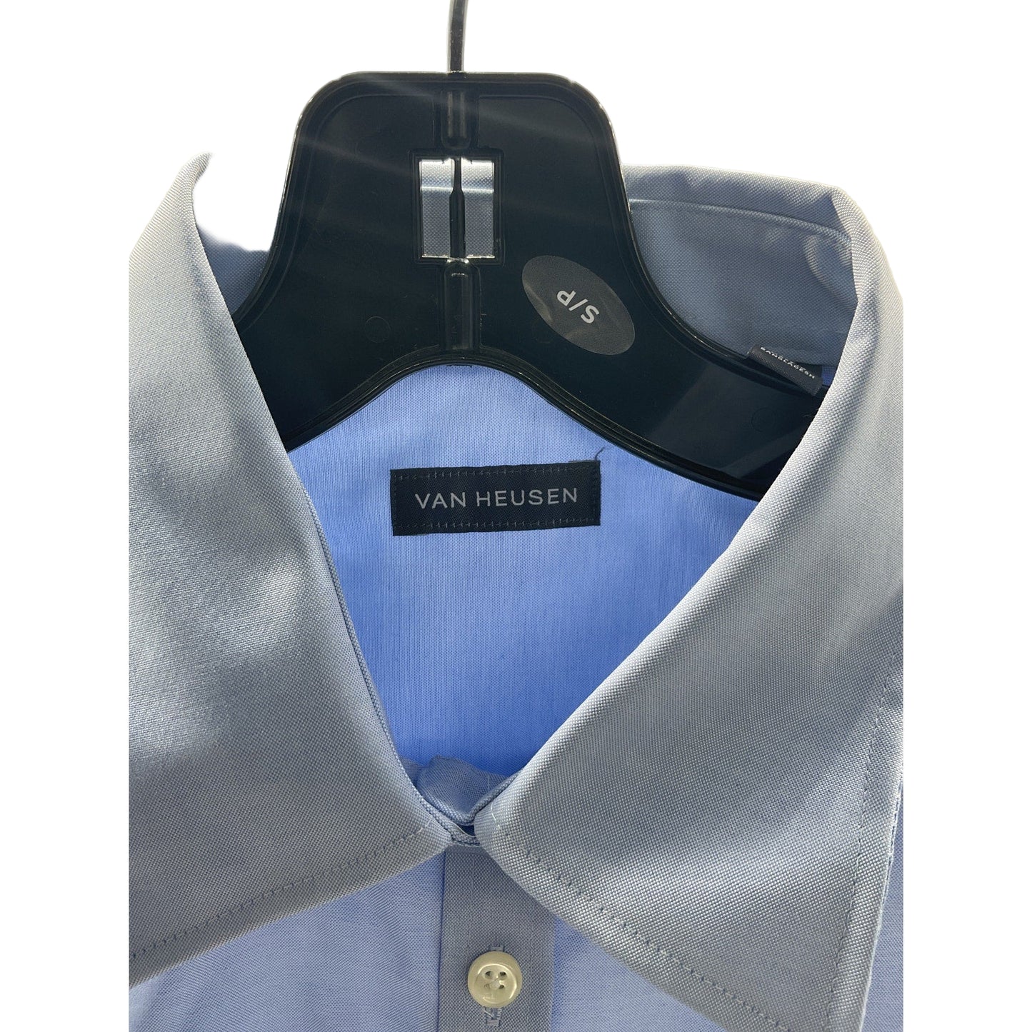 Van Heusen Women’s Long-Sleeve Dress Shirt – M (8–10)