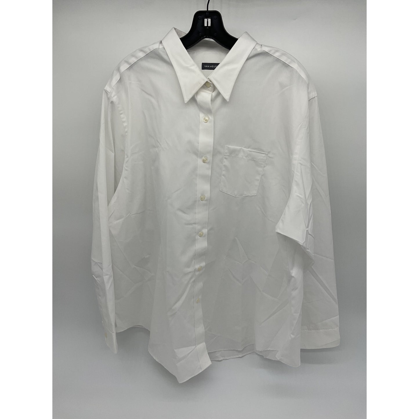 Van Heusen Women’s Button-Up Dress Shirt 3XL (24–26)
