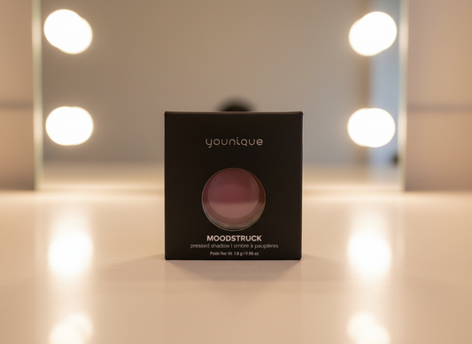 Younique Moodstruck Pressed Shadow – Breakable (Matte Deep Berry)