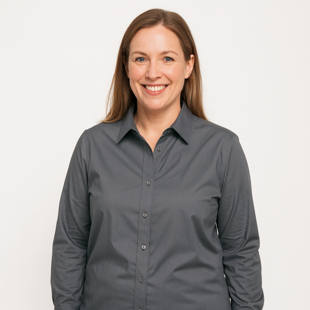 Calvin Klein Women’s Long-Sleeve Dress Shirt – M (8–10)