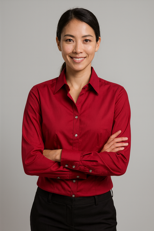 Van Heusen Women’s Button-Up Dress Shirt S (4–6)