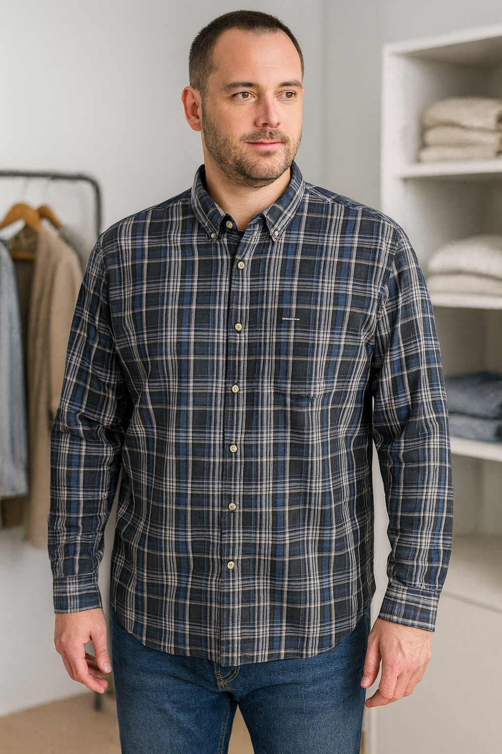 Van Heusen Never Tuck Long Sleeve Shirt – XXL