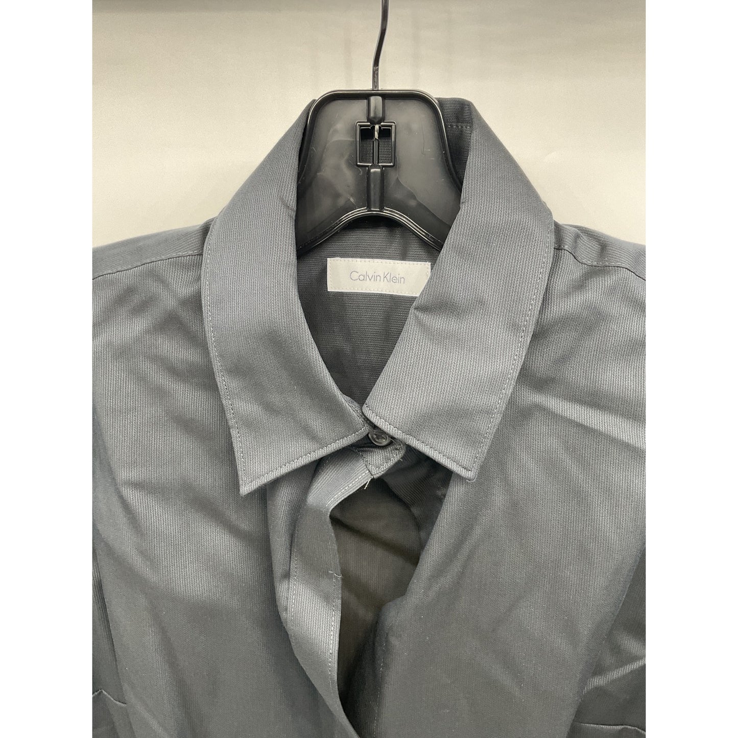 Calvin Klein Women’s Long-Sleeve Dress Shirt – S (4–6)