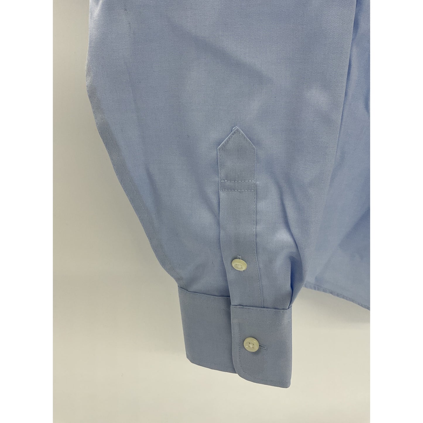 Van Heusen Women’s Button-Up Dress Shirt – XS (0–2)