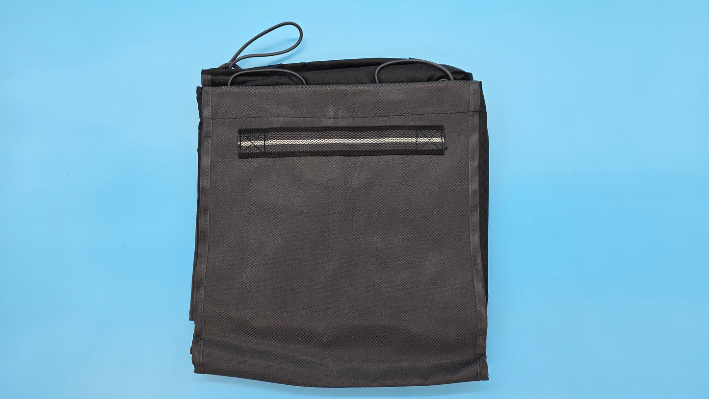 Thirty-One Gifts Cargo Bungee Carrier *Black Colorblock*