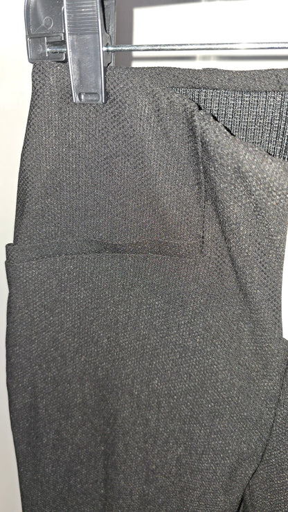 Van Heusen, Women's super stretch, pull on ankle Dress Pants - Black - Size 0 - NWT