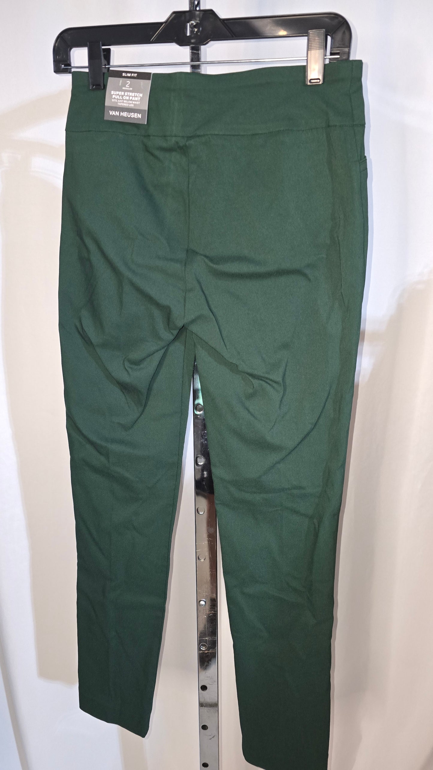 Van Heusen Women's super stretch, pull on pant, Slim Fit Pant - Green - Size 2 regular - NWT