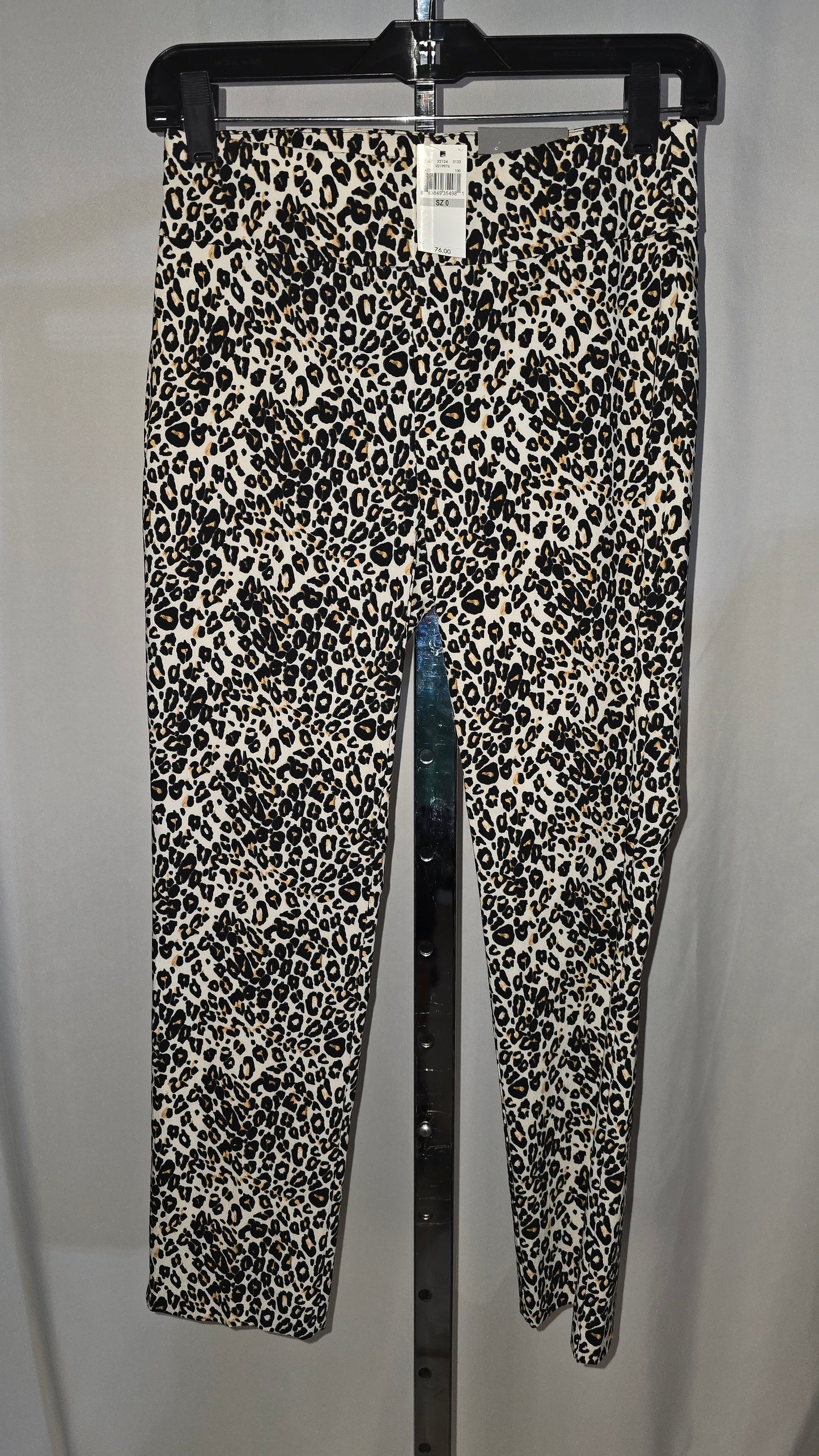 Van Heusen, Women's Slim Fit Super Stretch Pull-on Crop - Leopard Print - Size 0 - NWT