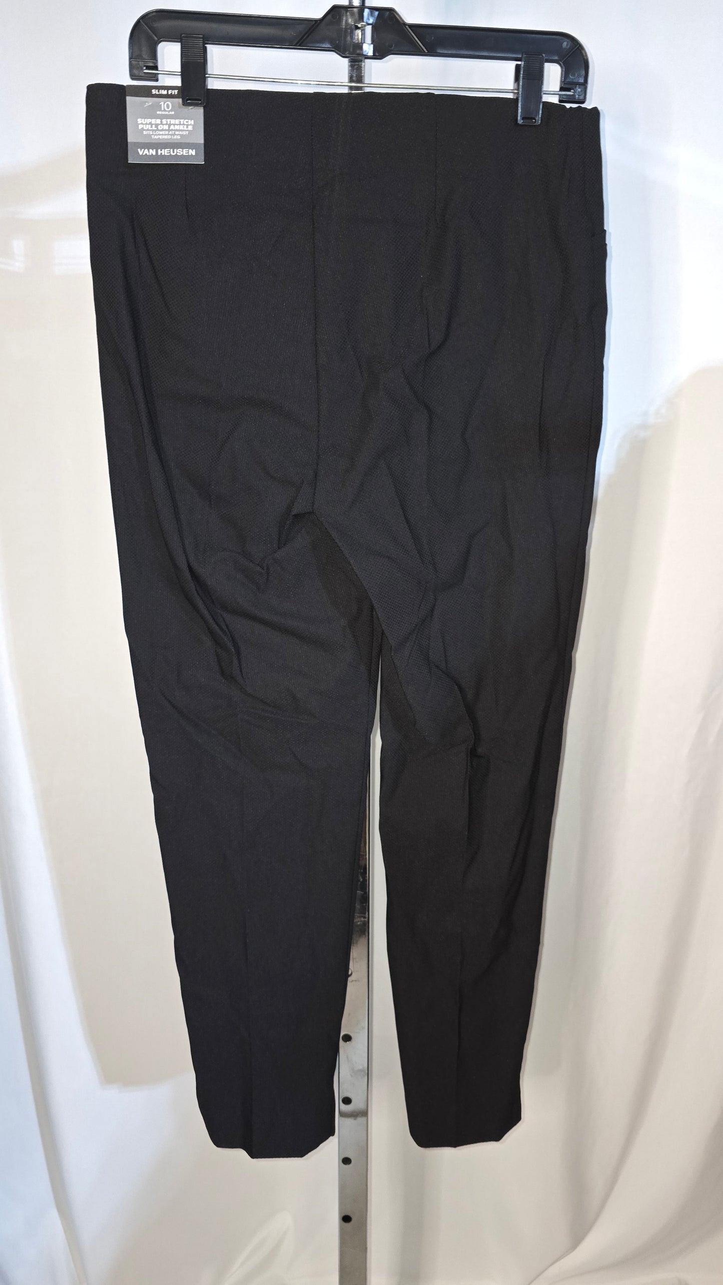 Van Heusen Women's Slim Fit, Super Stretch, Pull-on ankle Pants - Black - Size 10 regular- NWT