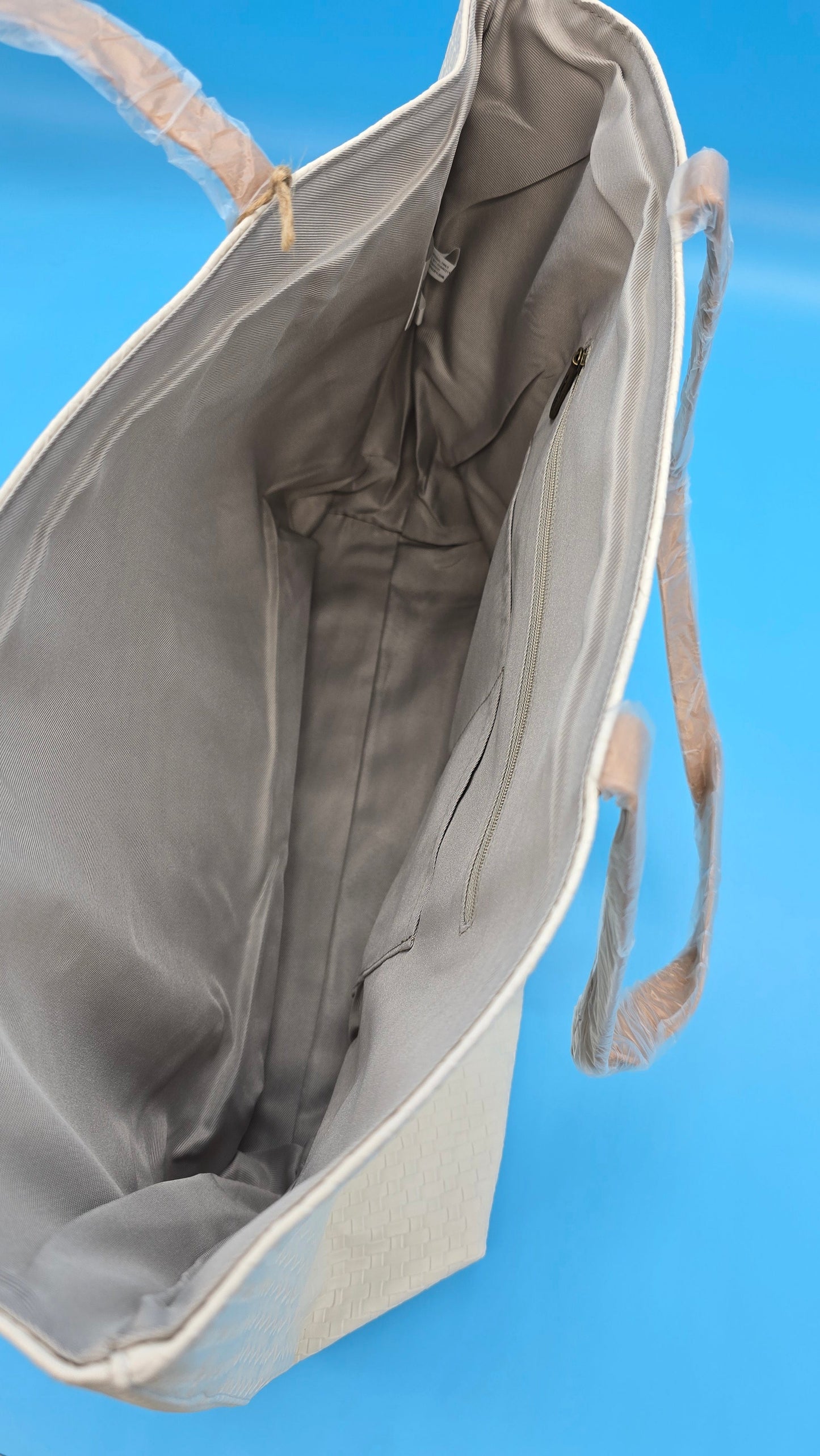 Thirty-One Gifts Modern Tote *White Basketweave*