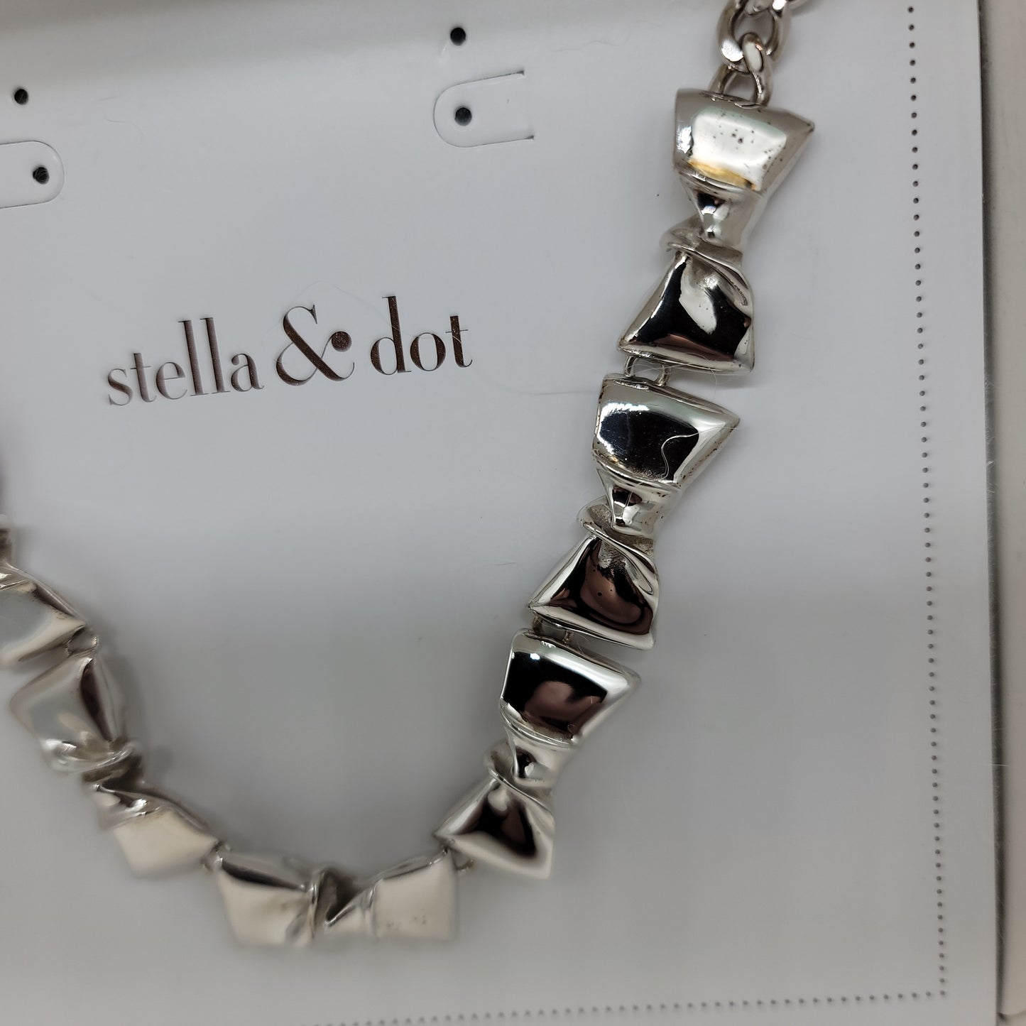Bow color necklace by Stella and Dot