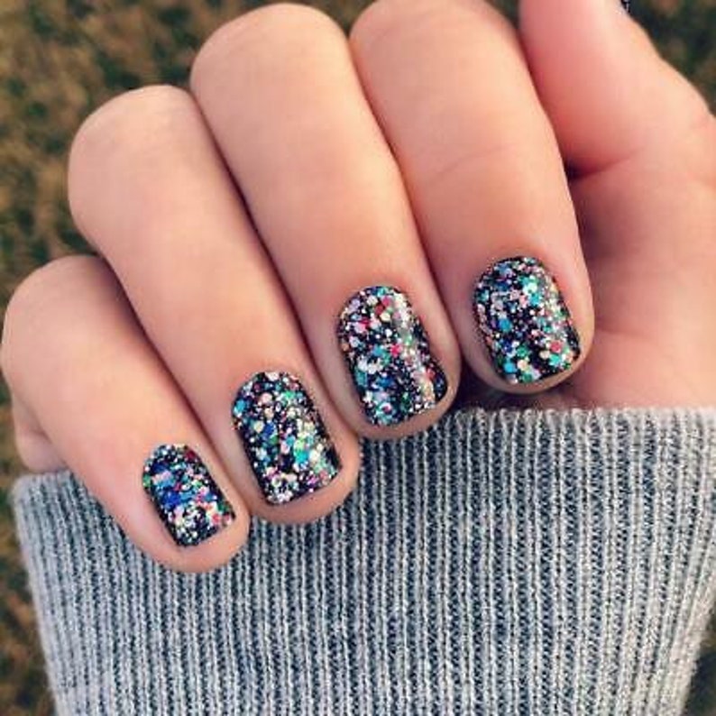 ColorStreet Nail Strips *Broadway Glimmer*