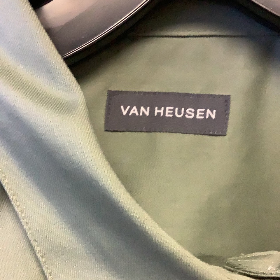 Van Heusen women’s blouse
